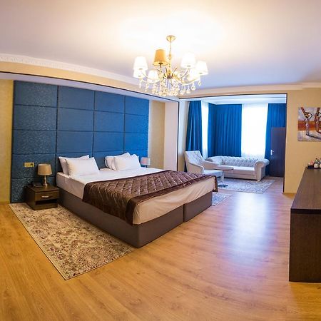 Viva Boutique Hotel บากู ภายนอก รูปภาพ